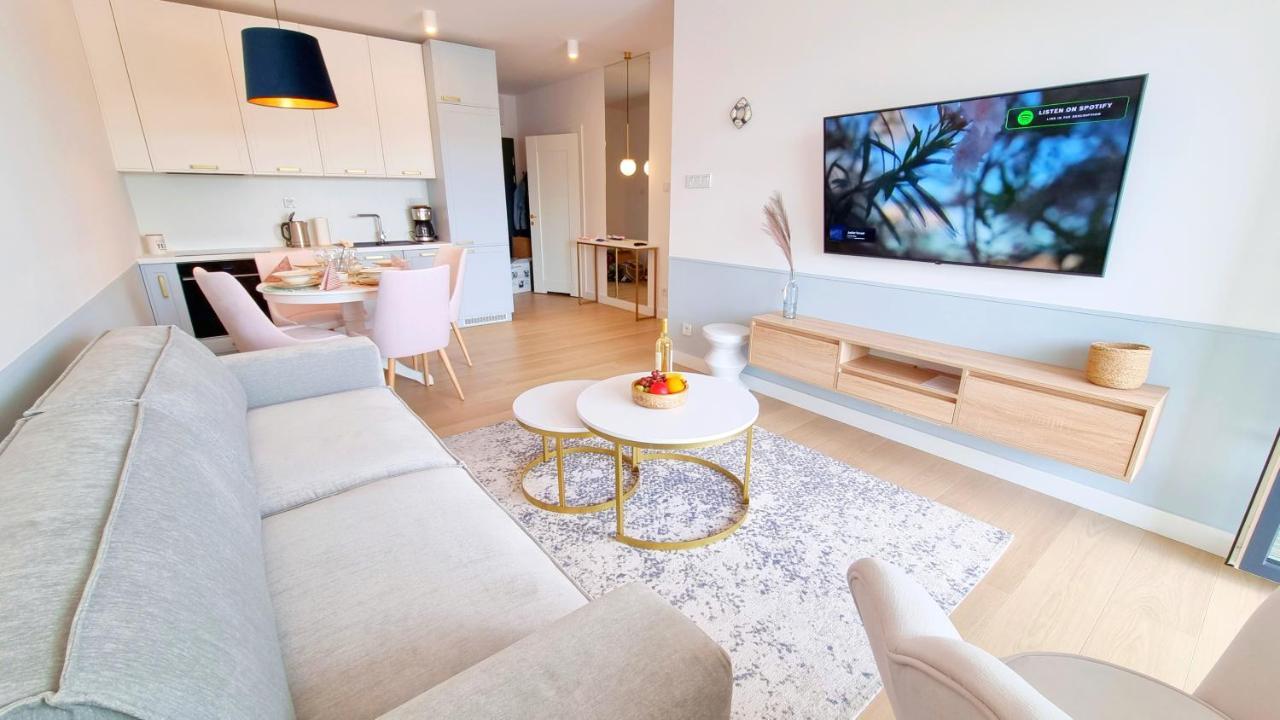 Polanki Aqua - Apartament Przy Morzu Kolobrzeg Exterior photo